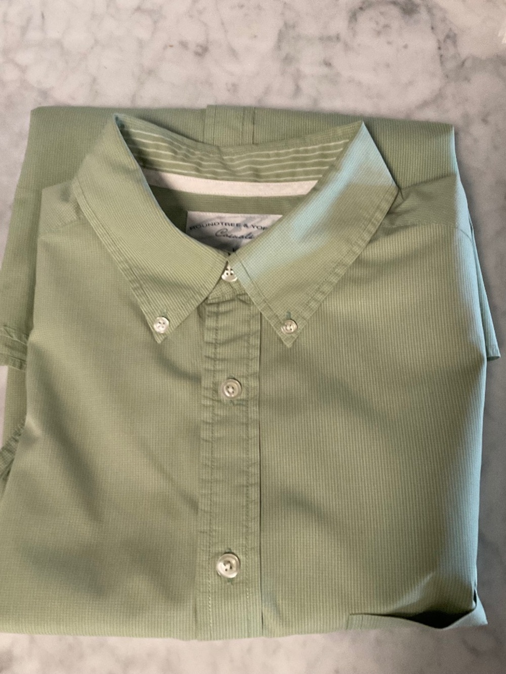 Roundtree & Yorke Casuals Button Down Shirt